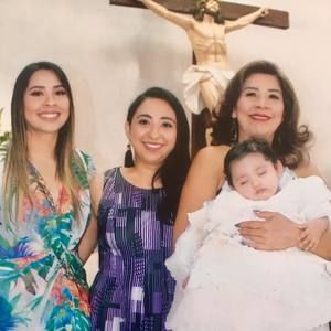 Meet your Posher, Ines